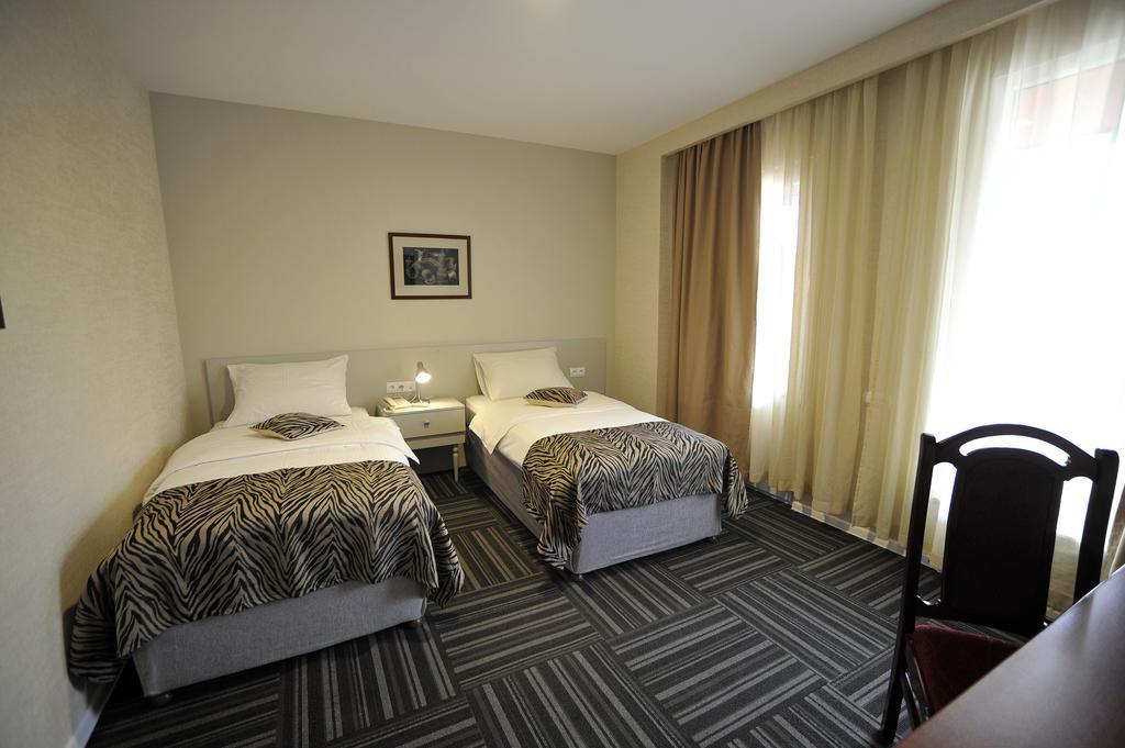 Zp Hotel Tiflis Exterior foto